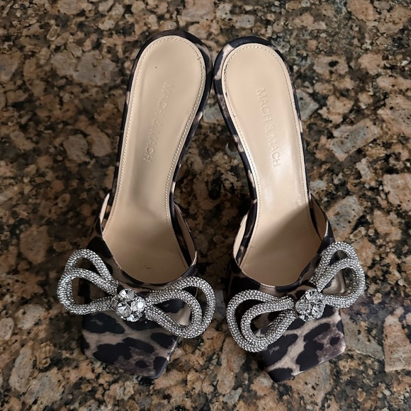 MACH & MACH
Double Bow Slide Sandal - Picture 9 of 11